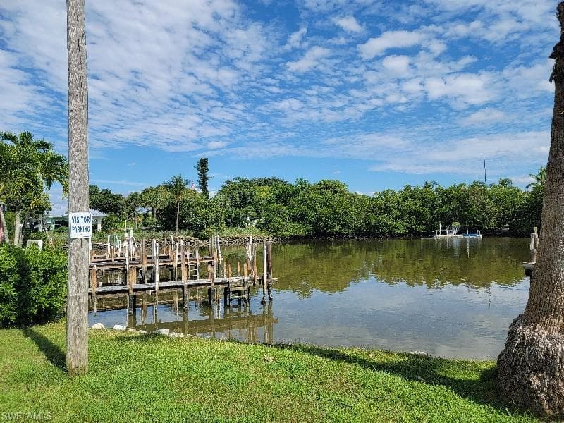 414 Papaya ST 51 GOODLAND, FL 34140