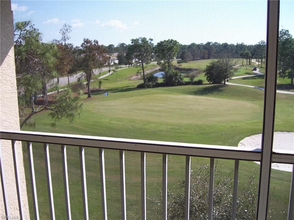 1100 Eastham WAY A-302 NAPLES, FL 34104