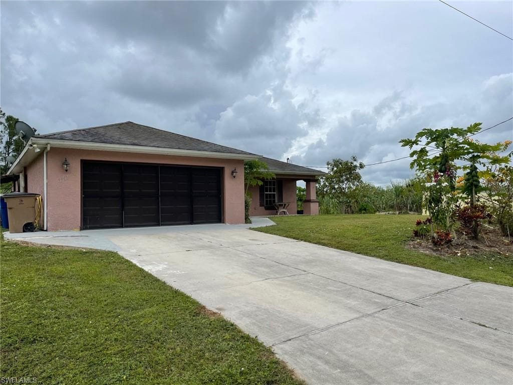 3317 43rd ST W LEHIGH ACRES, FL 33971