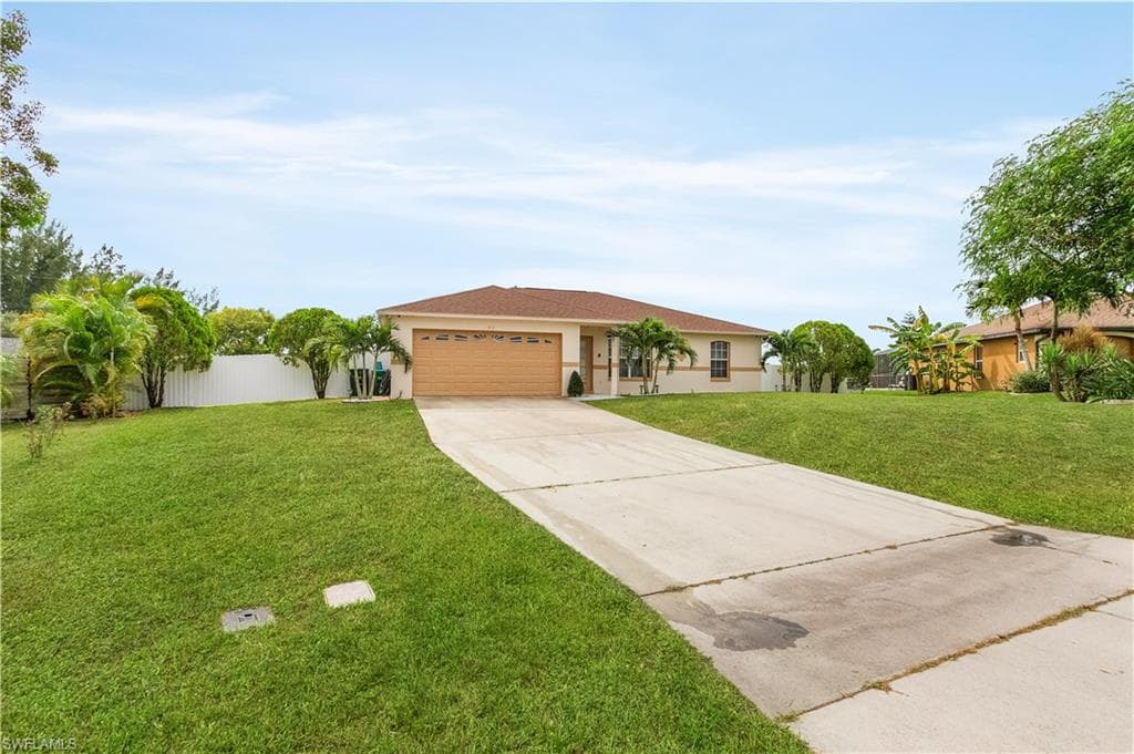 512 SW 31st ST CAPE CORAL, FL 33914