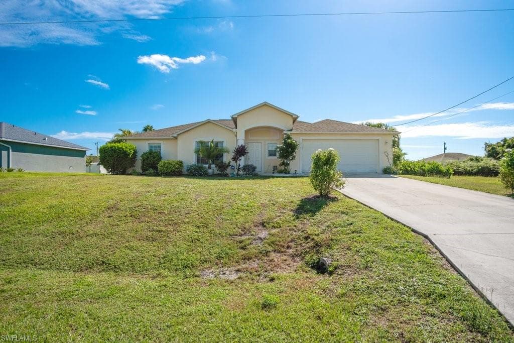 2709 3rd AVE CAPE CORAL, FL 33993