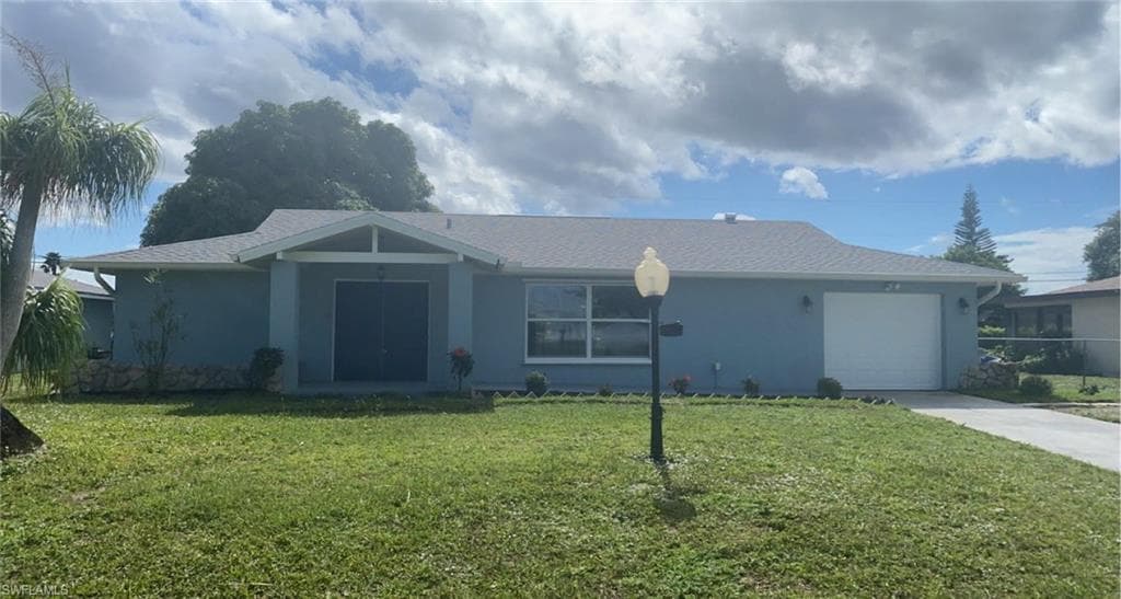 1410 Everest PKY CAPE CORAL, FL 33904