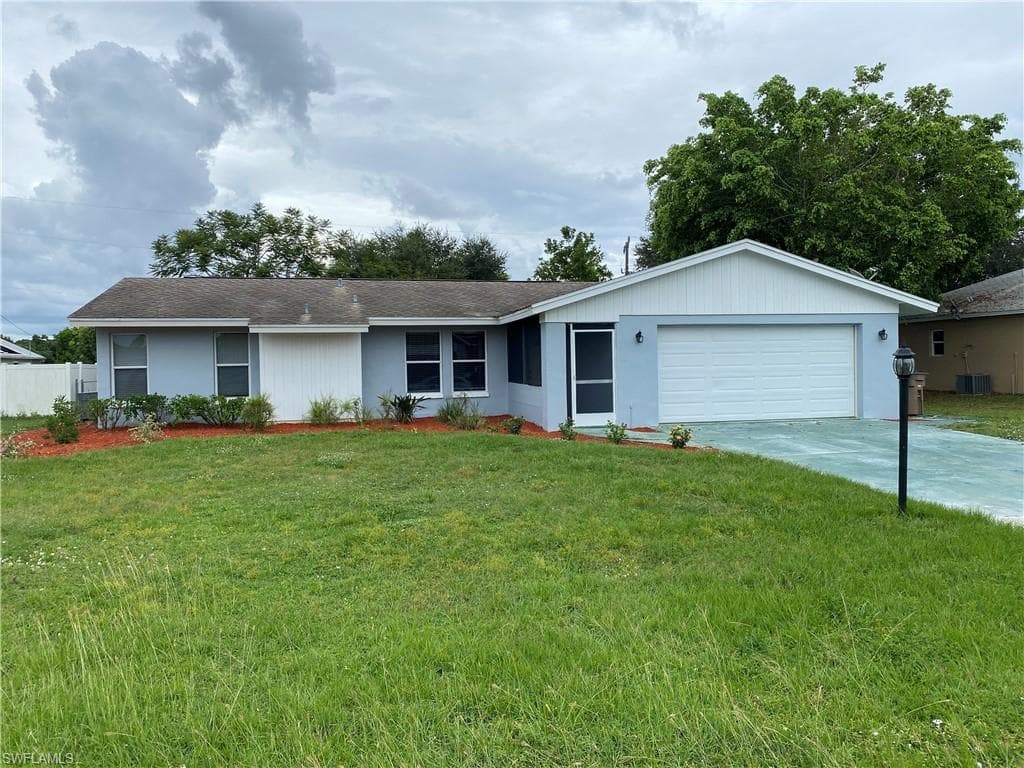 1209 SE 22nd PL CAPE CORAL, FL 33990