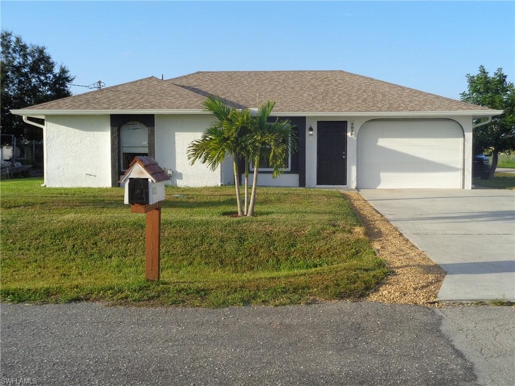 4020 26th ST SW LEHIGH ACRES, FL 33976