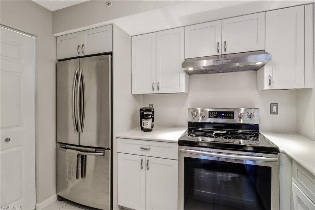 1810 Florida Club CIR 1203 NAPLES, FL 34112