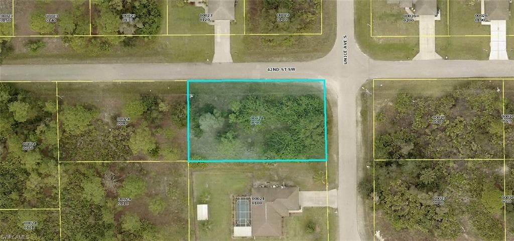 4200 S Unice AVE LEHIGH ACRES, FL 33976