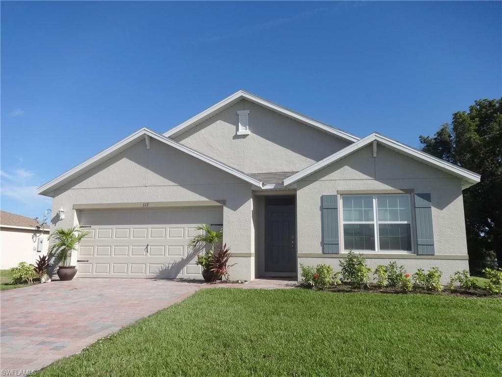 317 SE 47th TER CAPE CORAL, FL 33904