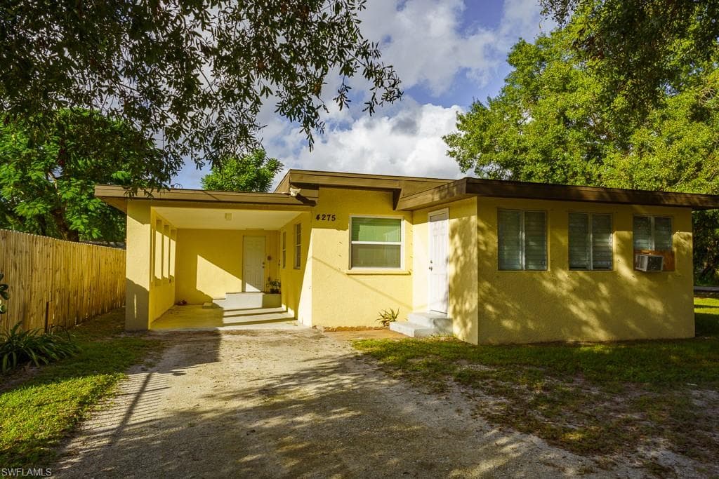 4275 Scott AVE FORT MYERS, FL 33905