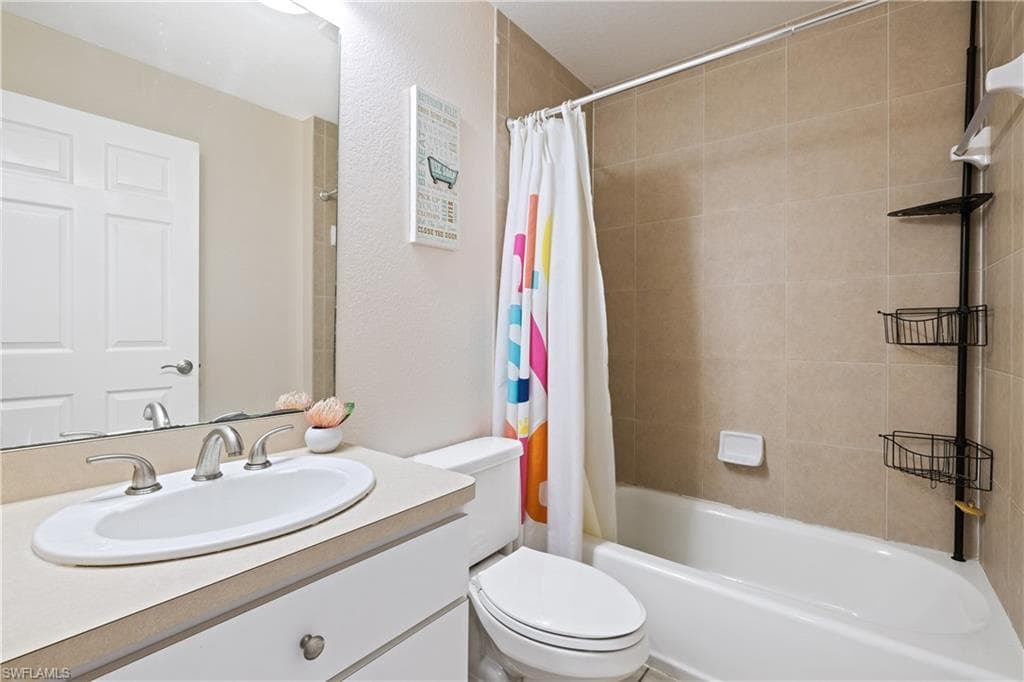 1137 SW 6th TER CAPE CORAL, FL 33991