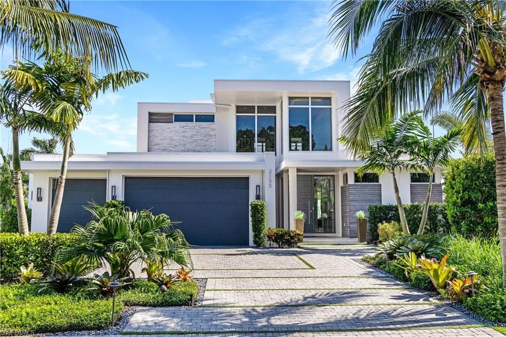 2155 Shad CT NAPLES, FL 34102
