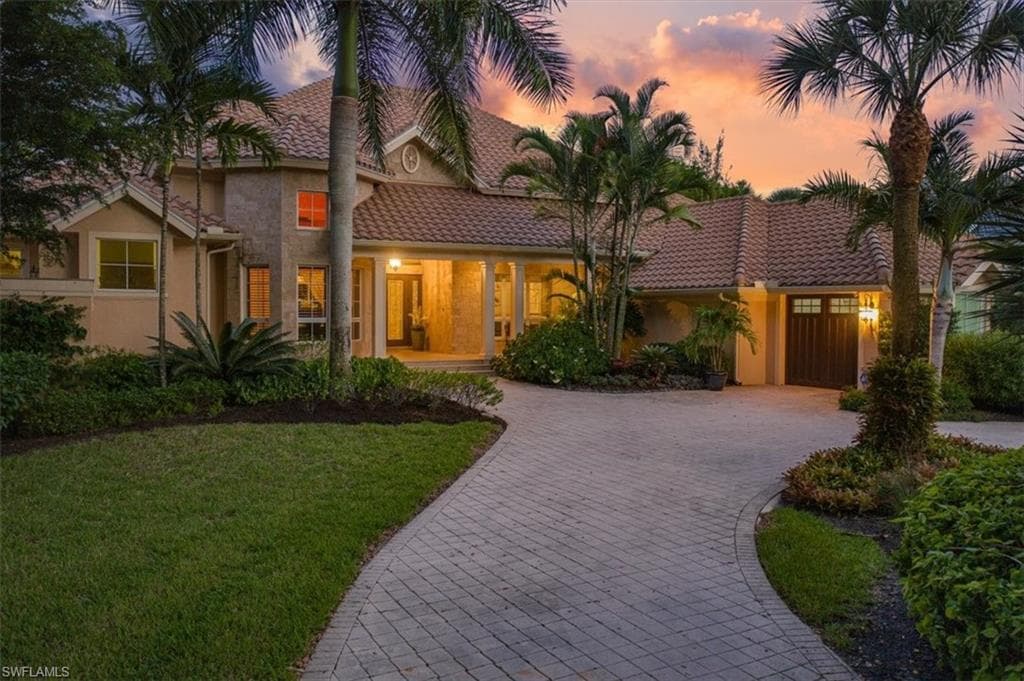 2634 Bulrush LN NAPLES, FL 34105