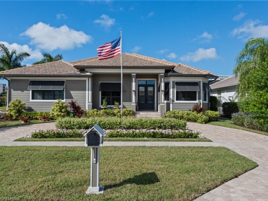710 Wren ST MARCO ISLAND, FL 34145