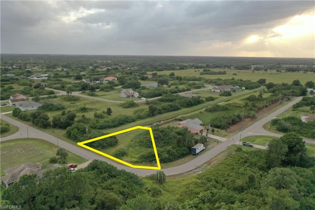 408 Chamonix AVE S LEHIGH ACRES, FL 33974