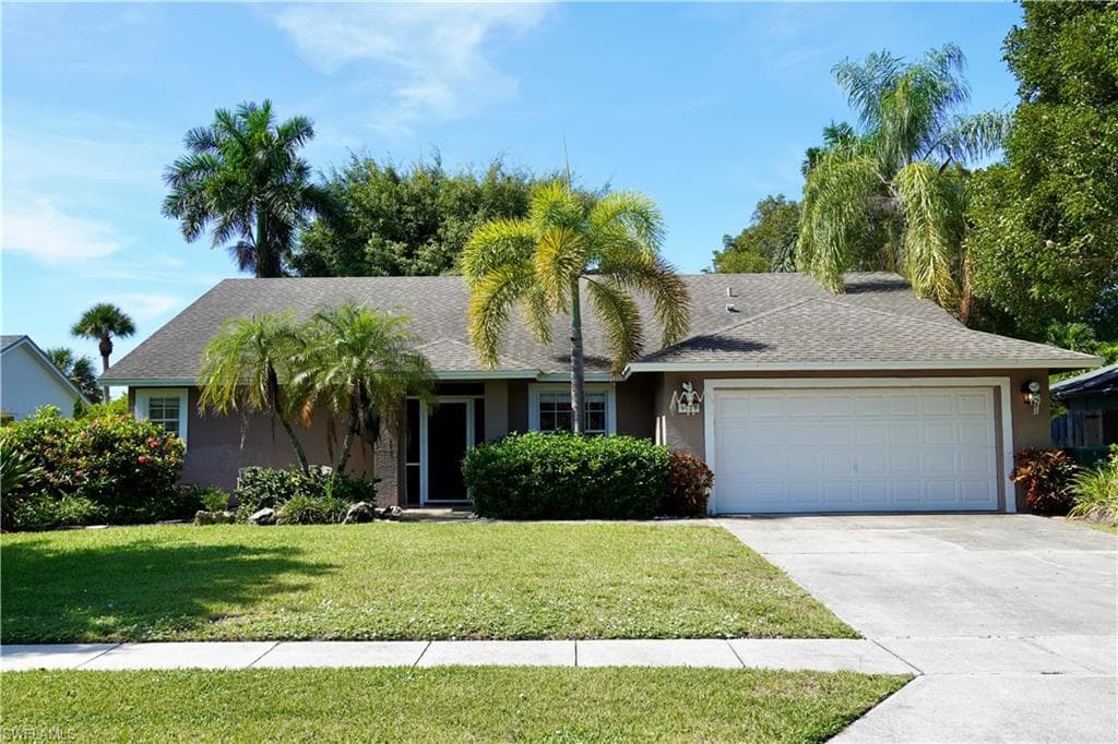 9979 Boca CIR NAPLES, FL 34109