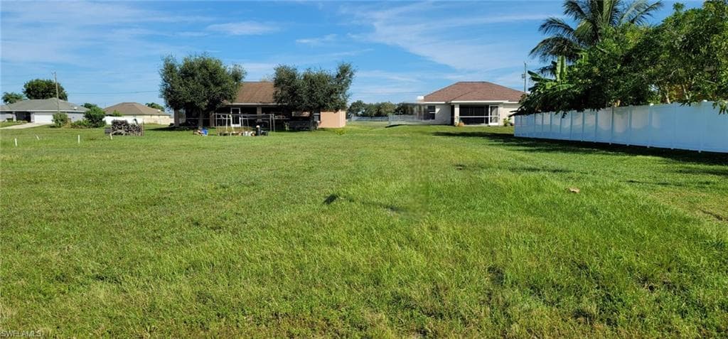 331 NW 2nd AVE CAPE CORAL, FL 33993