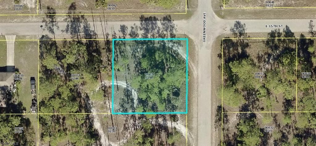 606 E 15th ST LEHIGH ACRES, FL 33972