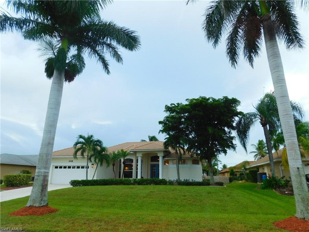 2842 SW 50th TER CAPE CORAL, FL 33914