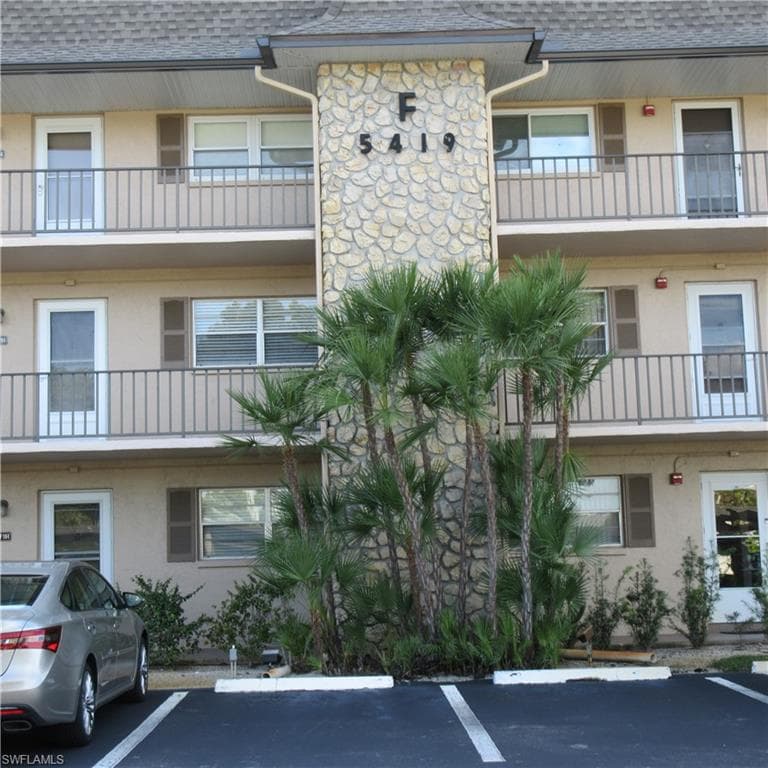 5419 Rattlesnake Hammock RD 204F NAPLES, FL 34113