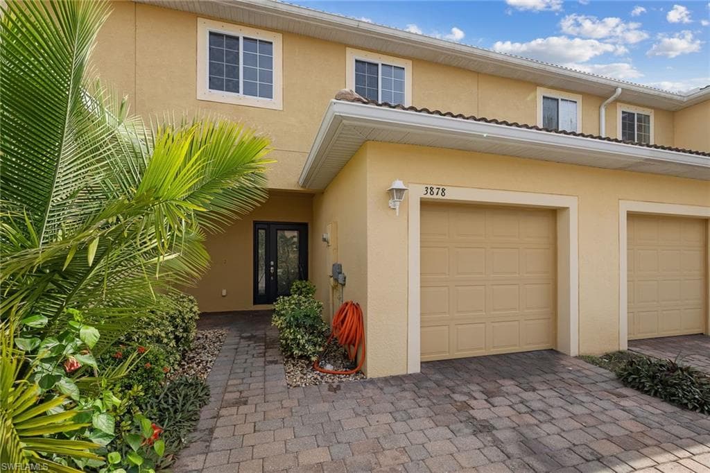3878 Cherrybrook LOOP FORT MYERS, FL 33966
