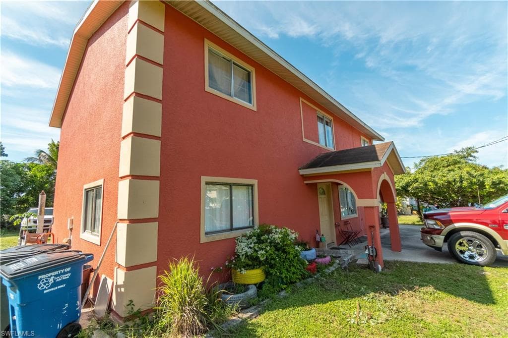 18404 Oriole RD FORT MYERS, FL 33967