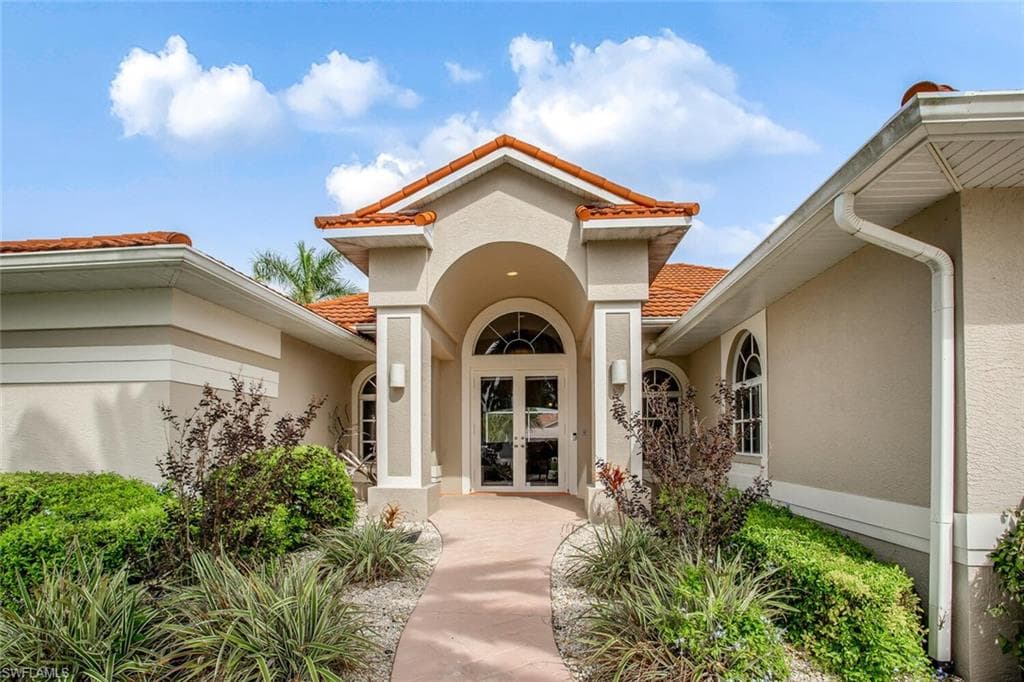 833 Monticello CT CAPE CORAL, FL 33904