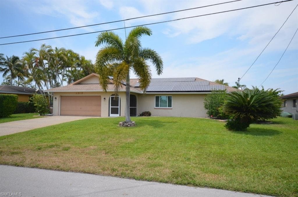 1313 SE 23rd TER CAPE CORAL, FL 33990