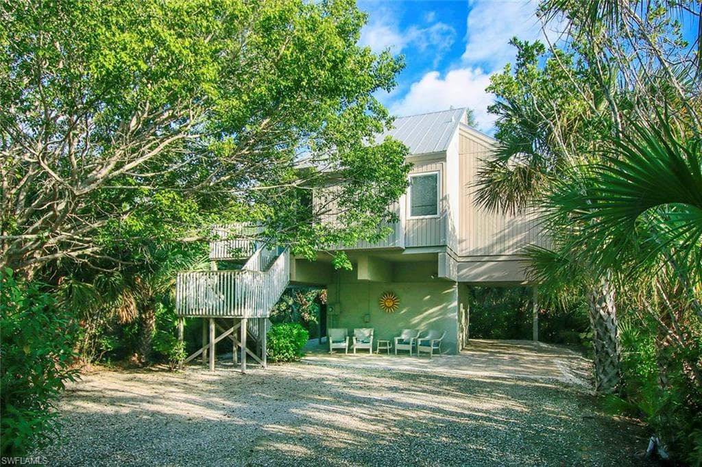 1799 MIDDLE GULF DR 109 SANIBEL, FL 33957