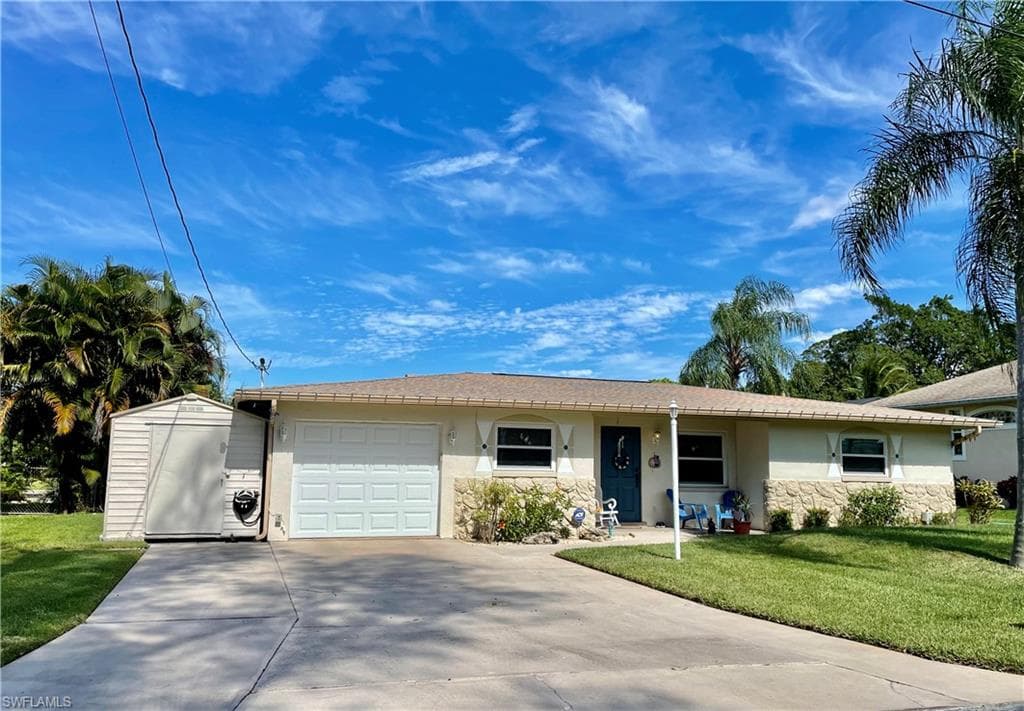 8171 Cleaves RD NORTH FORT MYERS, FL 33903