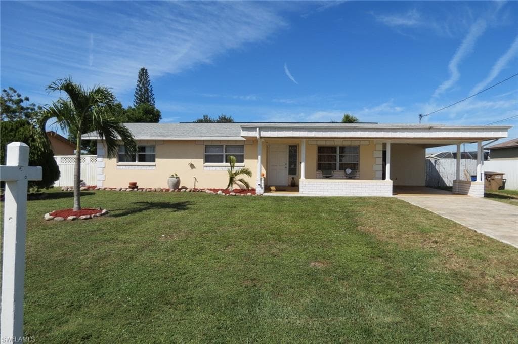 1021 NE 4th ST CAPE CORAL, FL 33909