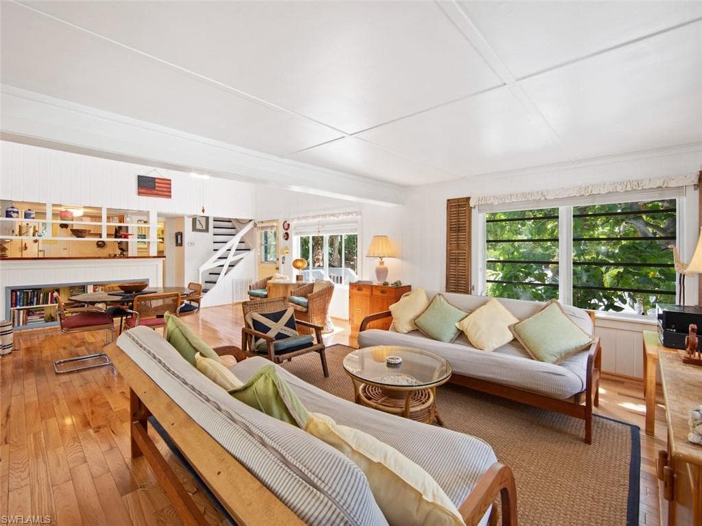 726 Donax ST 9 SANIBEL, FL 33957