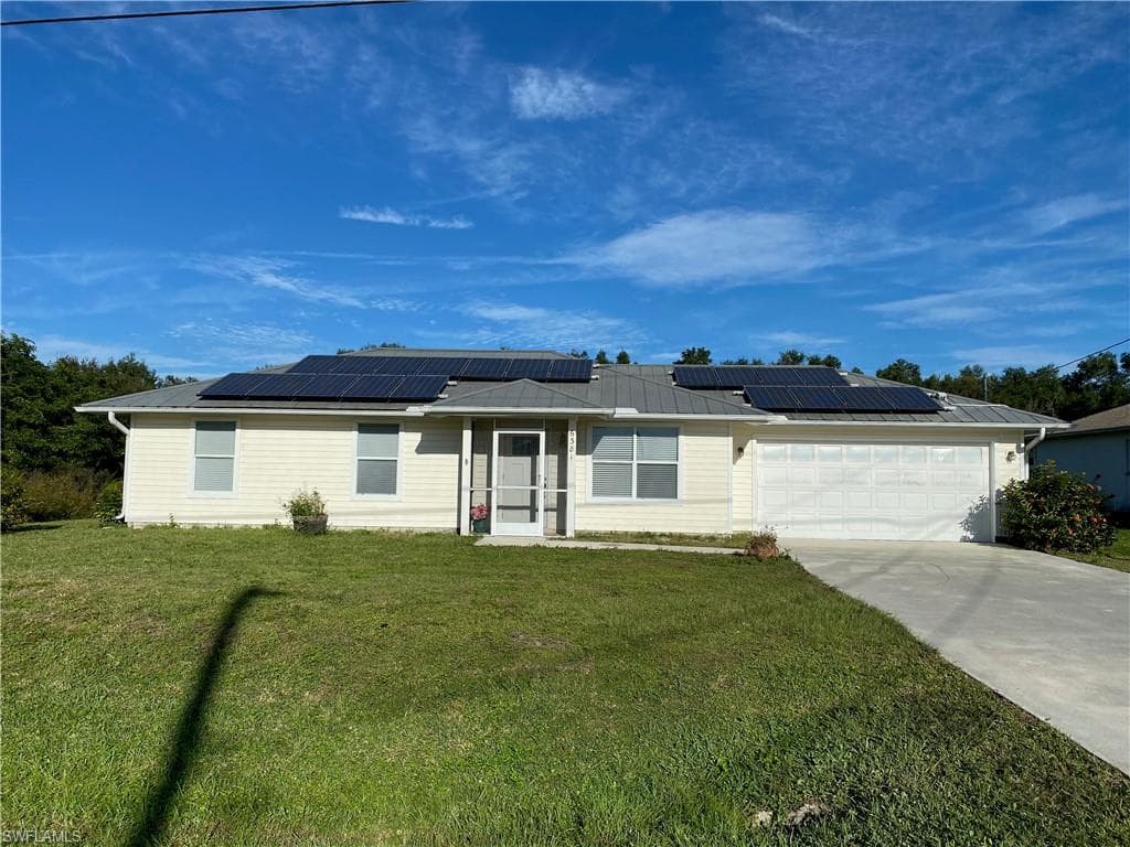 6381 Astoria AVE FORT MYERS, FL 33905