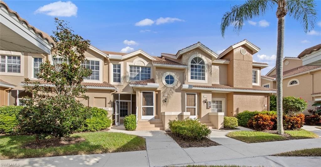 13060 AMBERLEY 811 BONITA SPRINGS, FL 34135