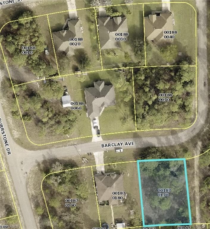 765 Barclay AVE LEHIGH ACRES, FL 33974