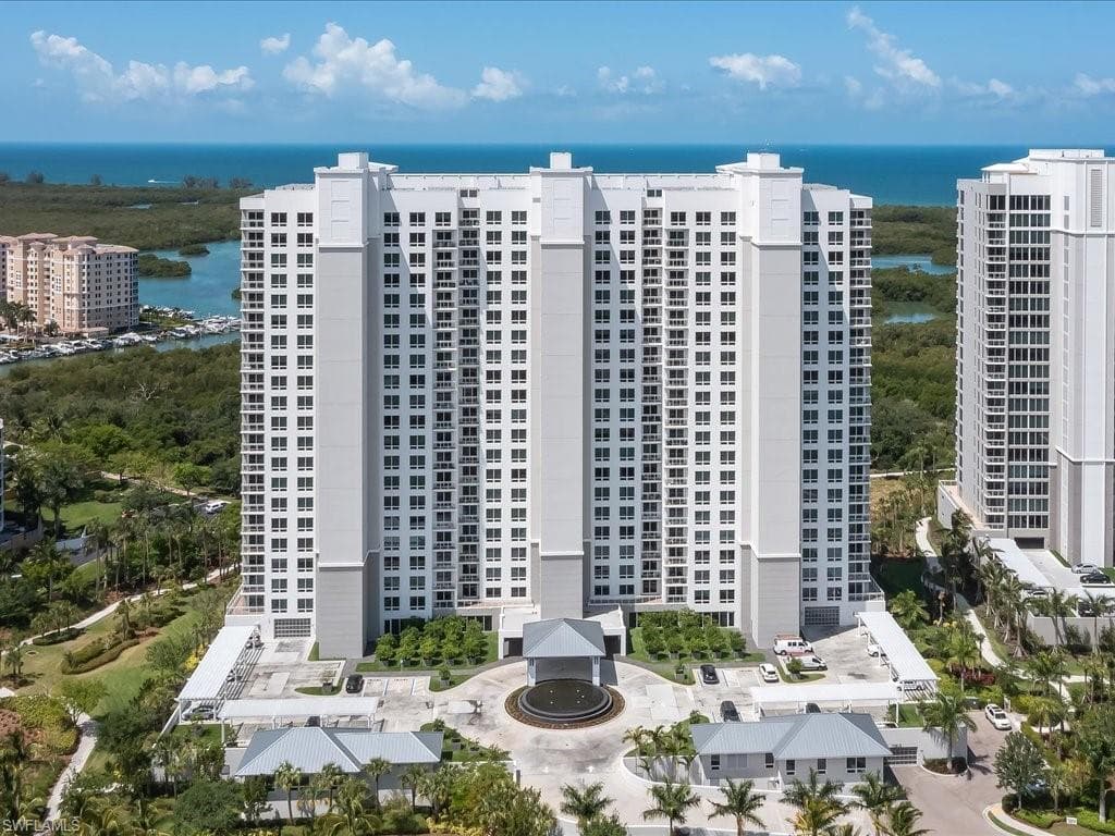 13915 OLD COAST RD 506 NAPLES, FL 34110