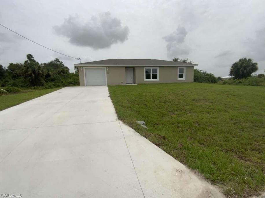 3014 Marlin CIR LABELLE, FL 33935