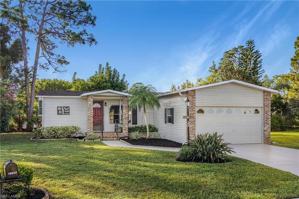 19843 Eagle Trace CT NORTH FORT MYERS, FL 33903