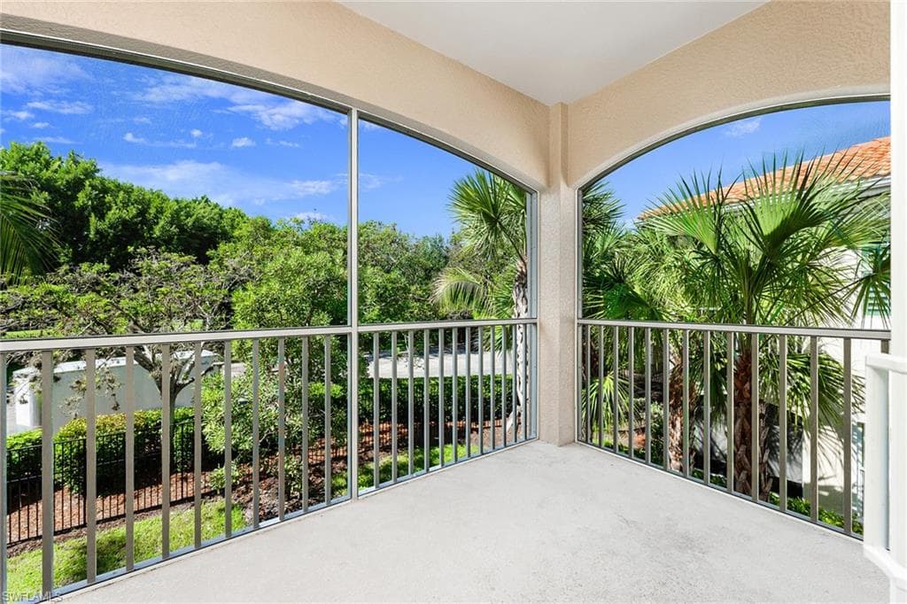 28026 Sosta LN 4 BONITA SPRINGS, FL 34135
