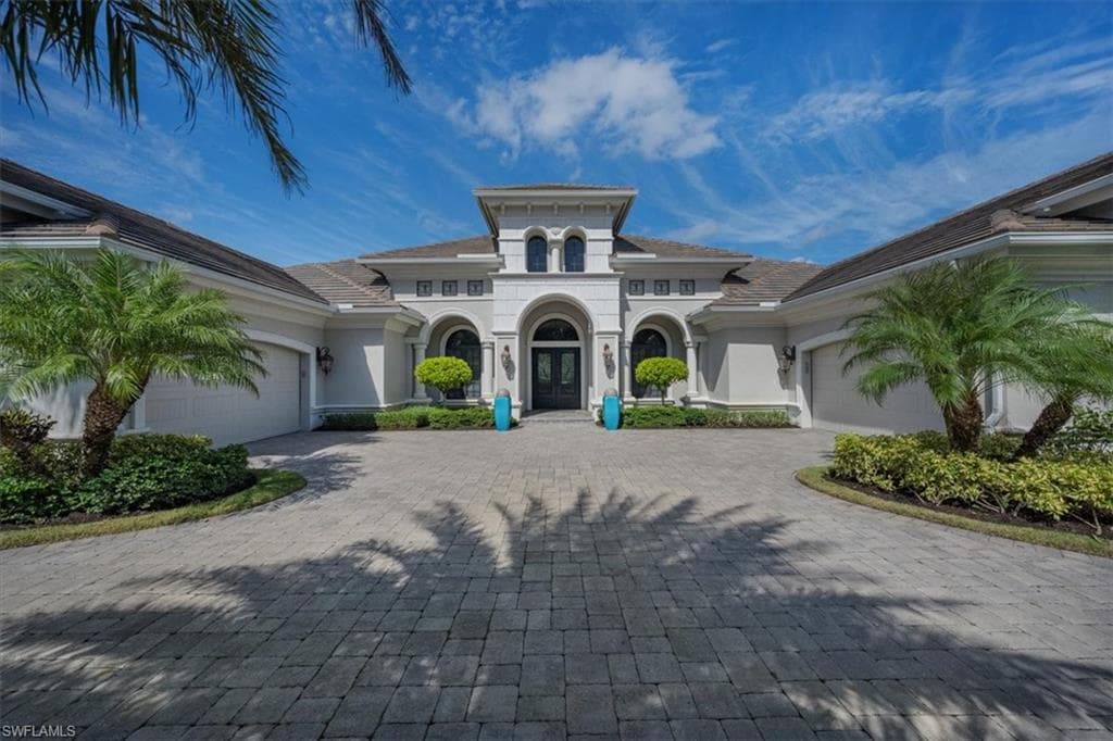 5891 Burnham RD NAPLES, FL 34119
