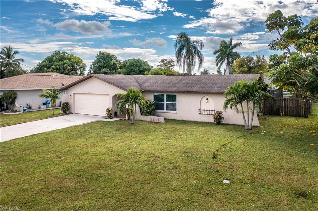 1826 SE 14th ST CAPE CORAL, FL 33990