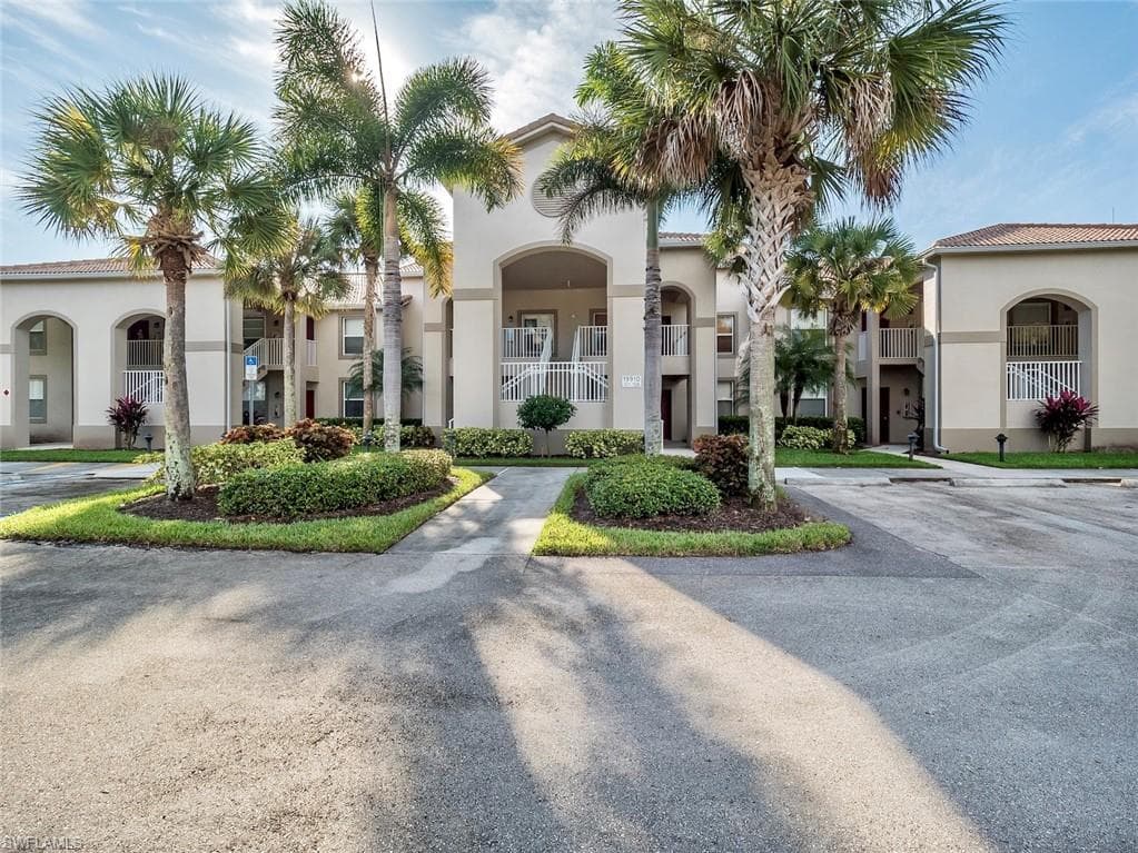 19910 Barletta LN 1513 ESTERO, FL 33928