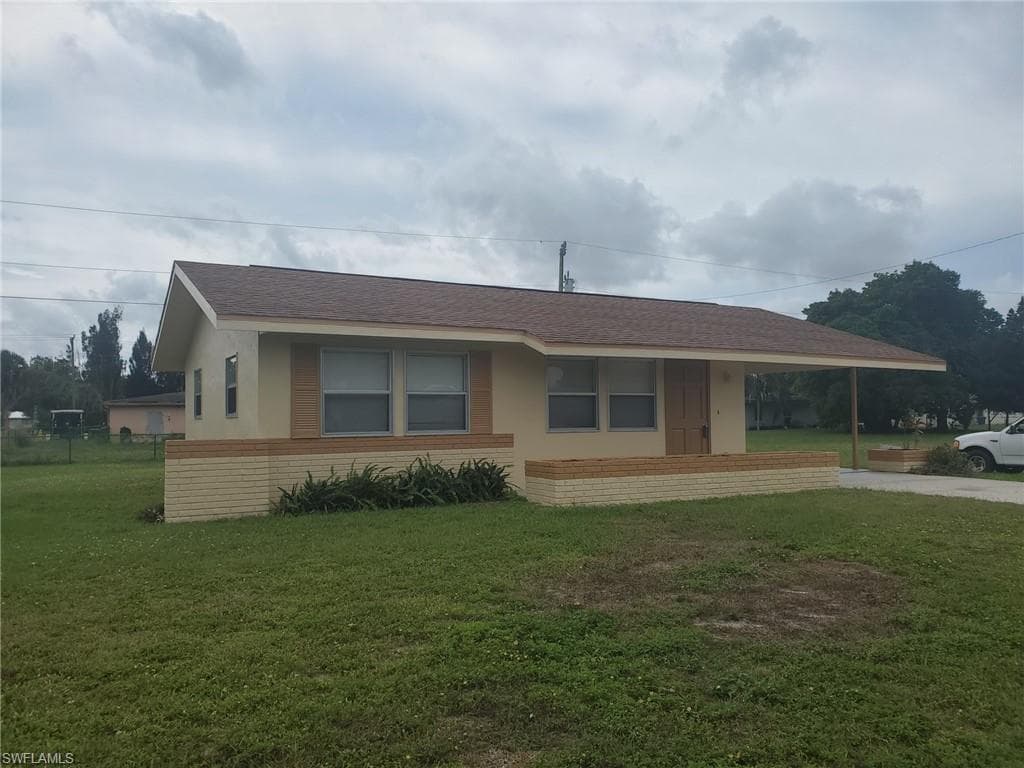708 Fillmore AVE LEHIGH ACRES, FL 33936