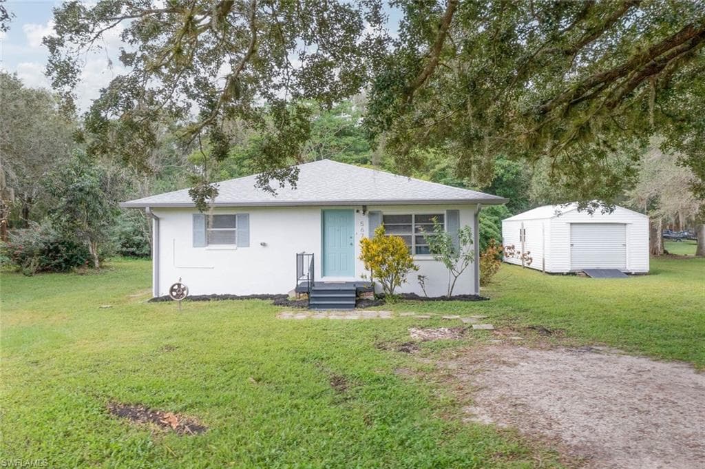 5670 Carter RD FORT MYERS, FL 33905