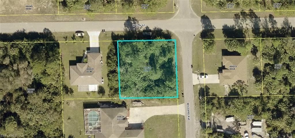 701 W 7th ST LEHIGH ACRES, FL 33972