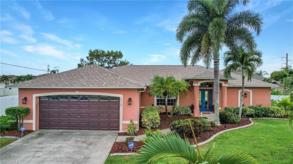 1914 SW 26th ST CAPE CORAL, FL 33914