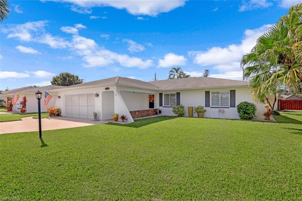 27540 Tierra Del Sol LN BONITA SPRINGS, FL 34135