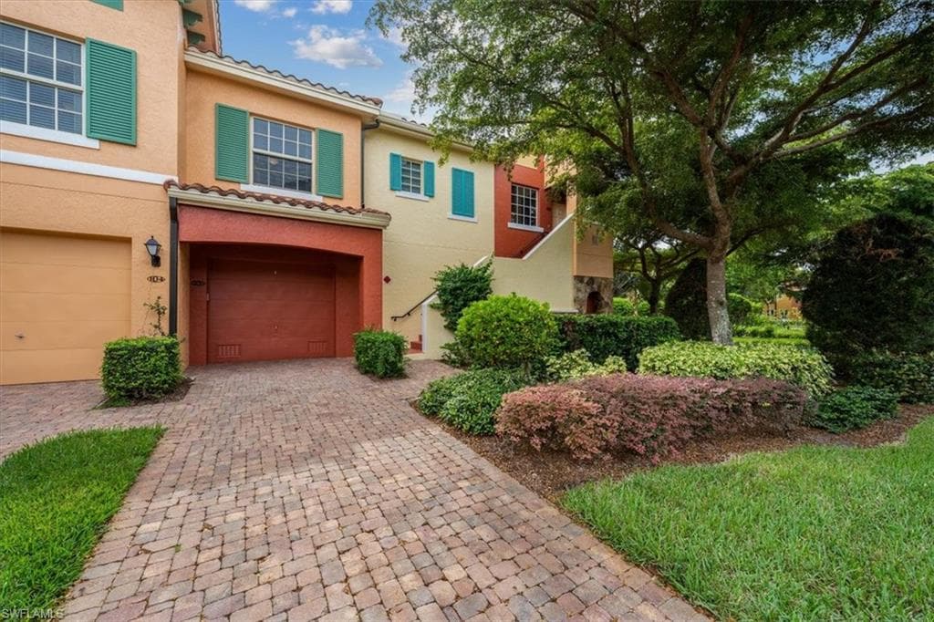 8601 Via Rapallo DR 205 ESTERO, FL 33928