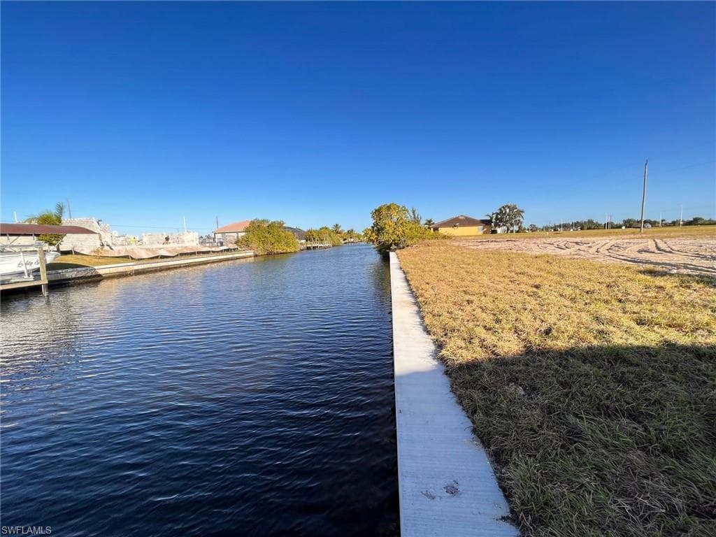 510 NW 32nd PL CAPE CORAL, FL 33993