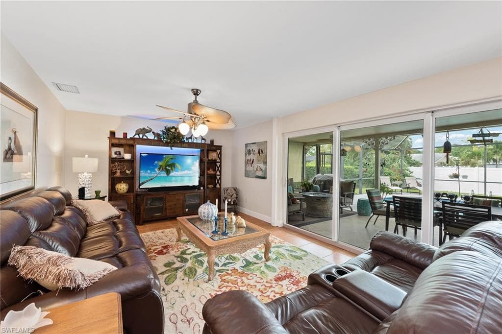 217 Erie DR NAPLES, FL 34110