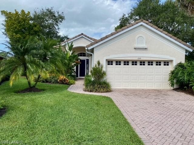 1799 Langford LN NAPLES, FL 34109