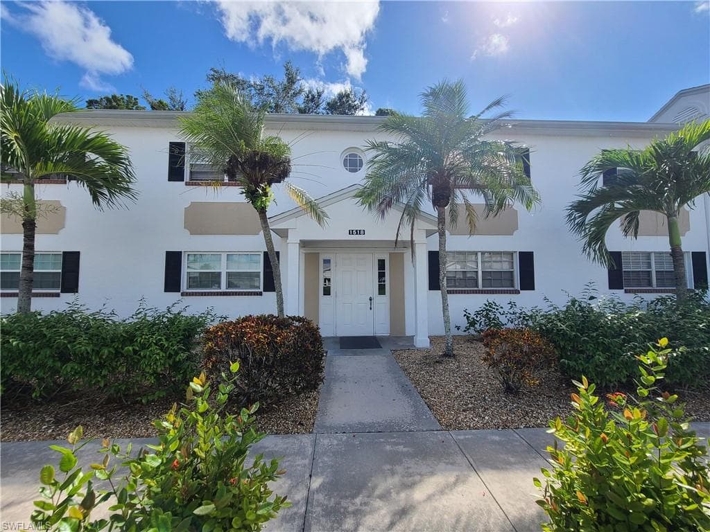 1518 Edgewater CIR 2B FORT MYERS, FL 33919